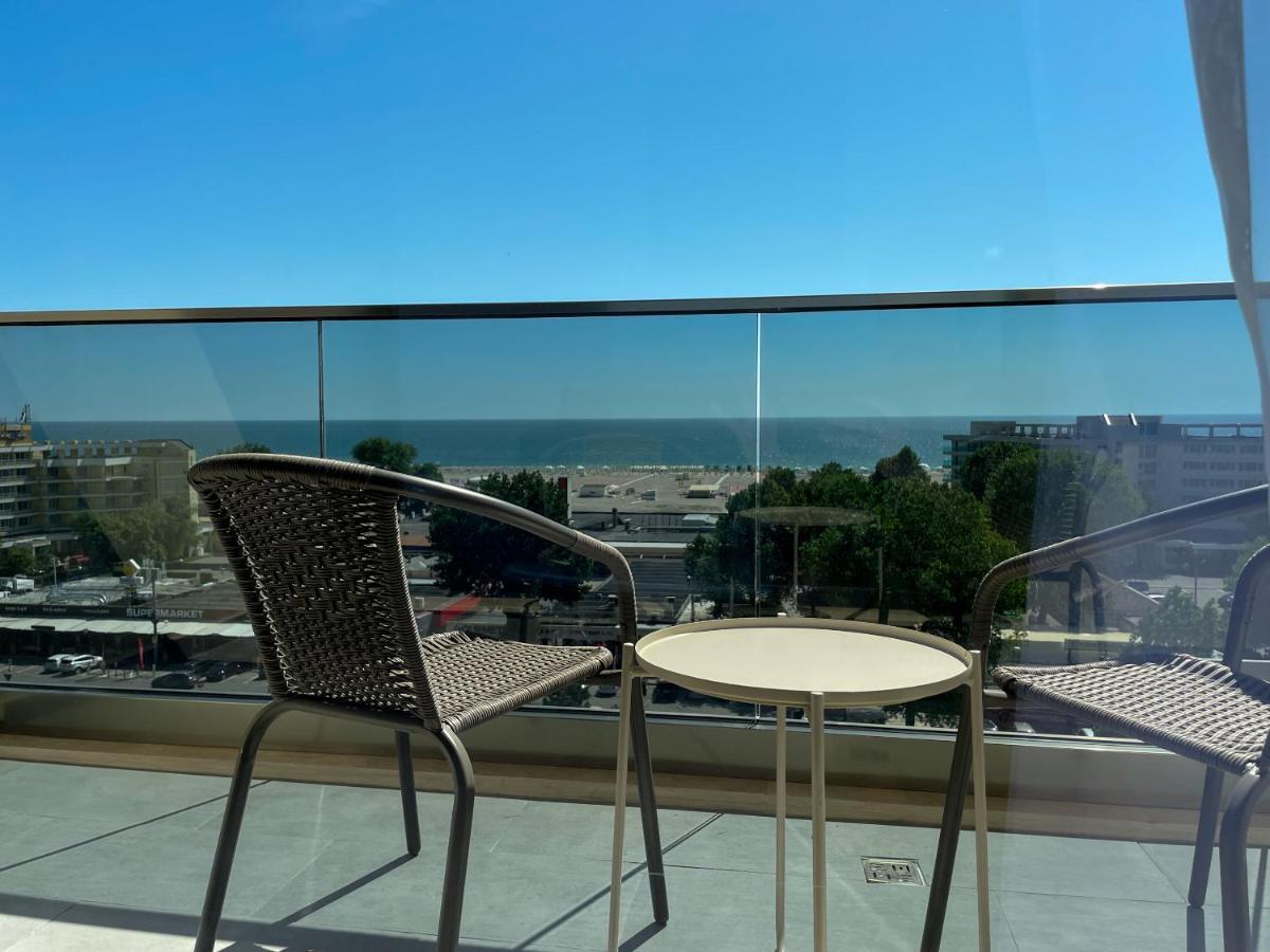 Azure Sea Apartments - Bychoice Mamaia Exterior foto